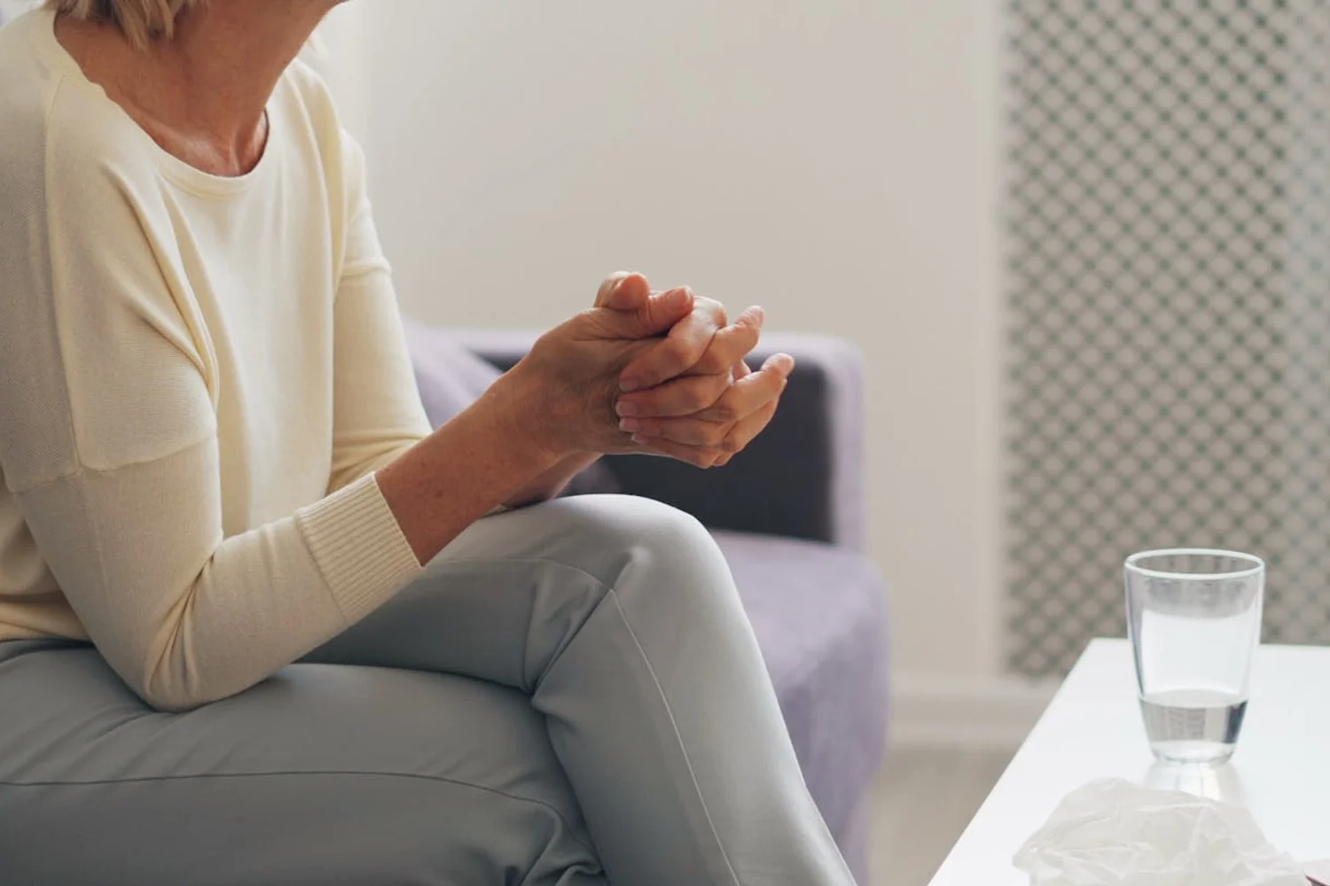Fono Aprende Colombia · elderly patient therapist memory care