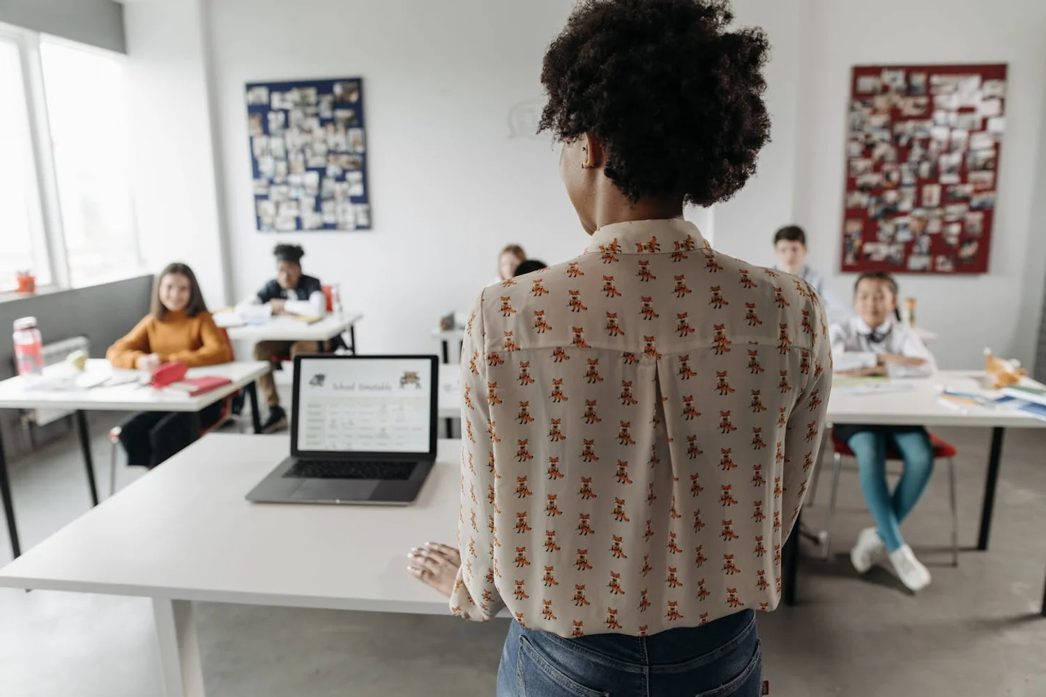 Fono Aprende Colombia · inclusive classroom teacher diverse students