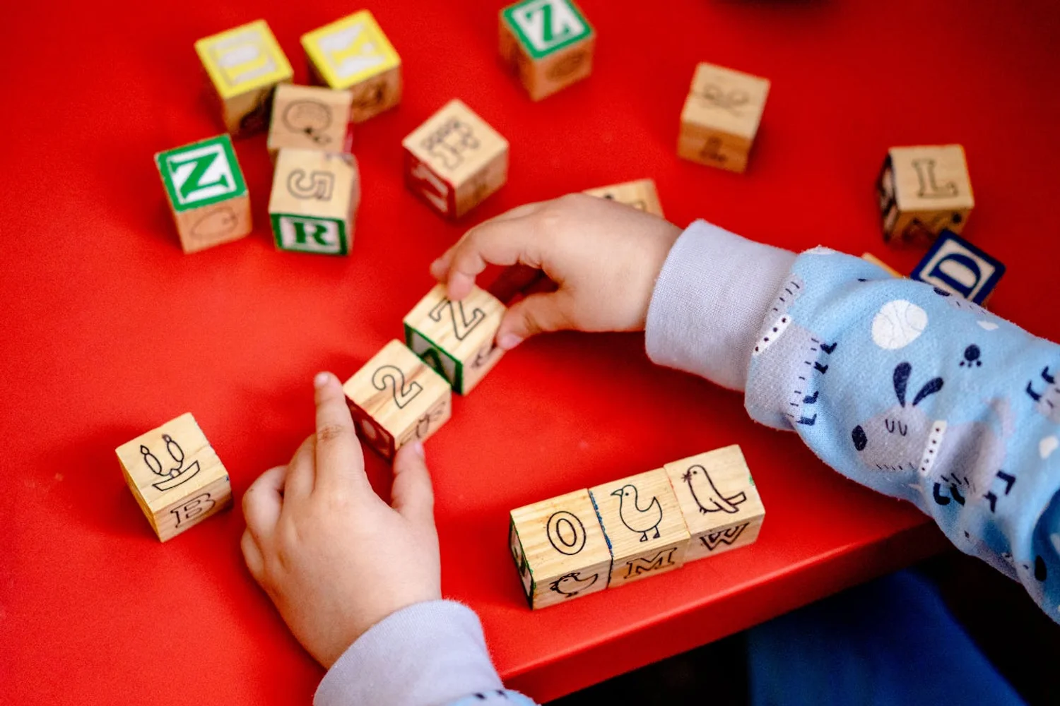 Fono Aprende Colombia · child language development professional