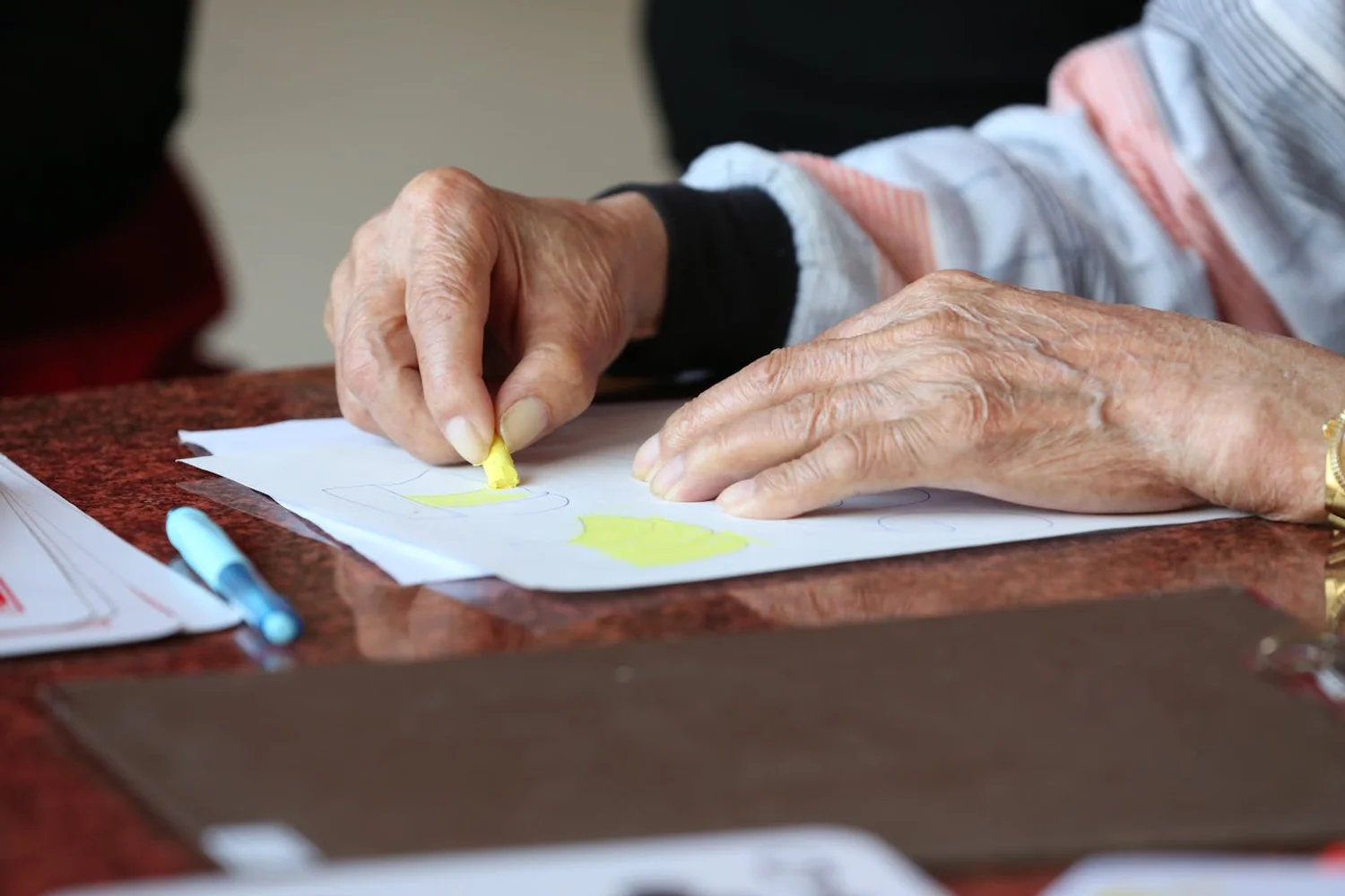 Fono Aprende Colombia · elderly patient cognitive therapy