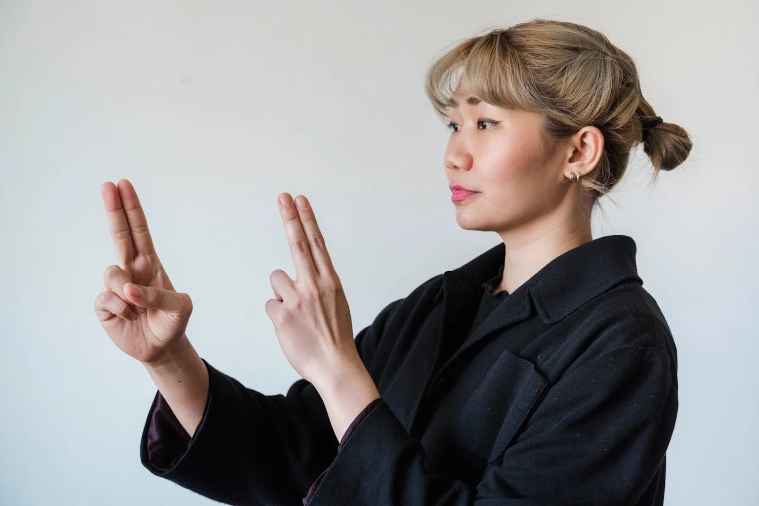 Fono Aprende Colombia · sign language interpreter facial expression