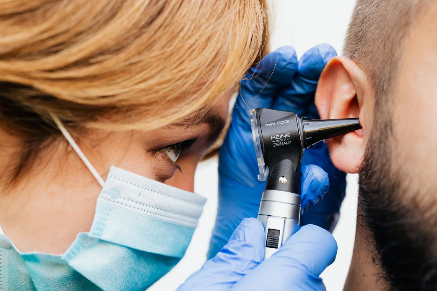 Fono Aprende Colombia · hearing aid audiology professional consultation