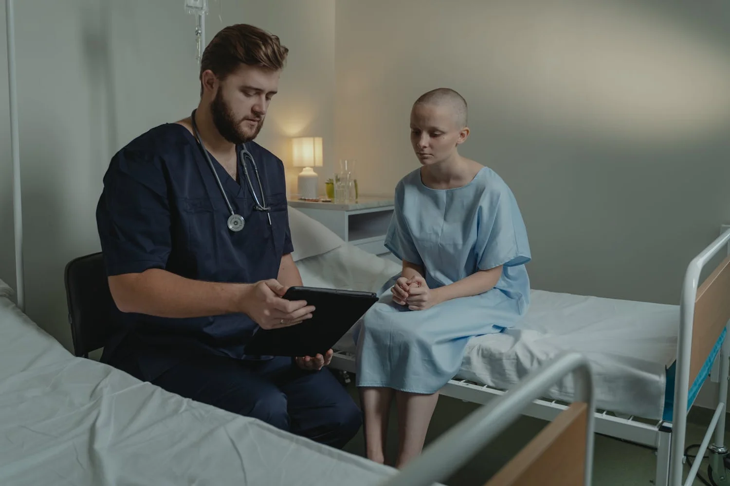 Fono Aprende Colombia · oncology nurse patient hospital