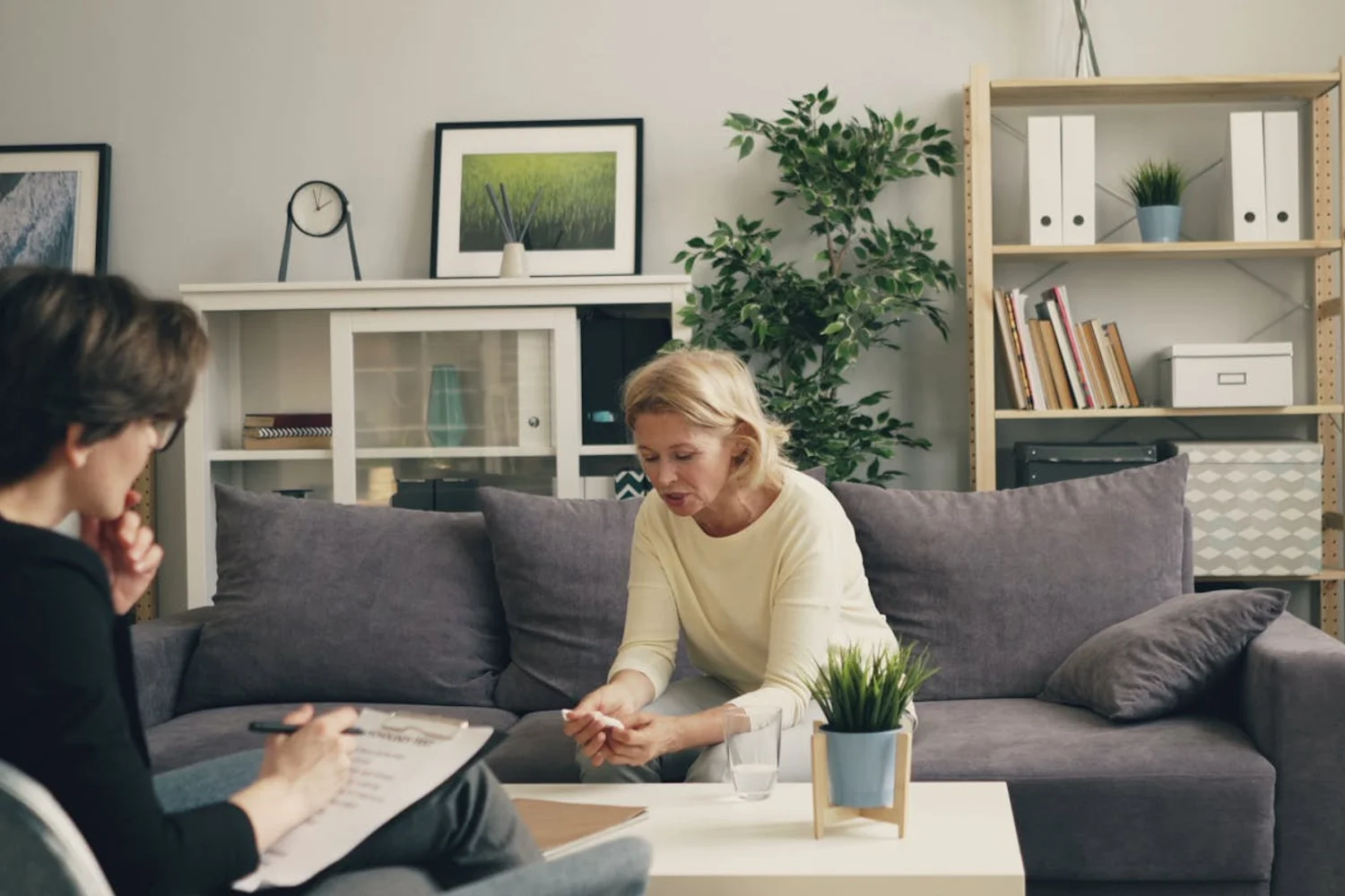 Fono Aprende Colombia · speech therapist adult professional consultation