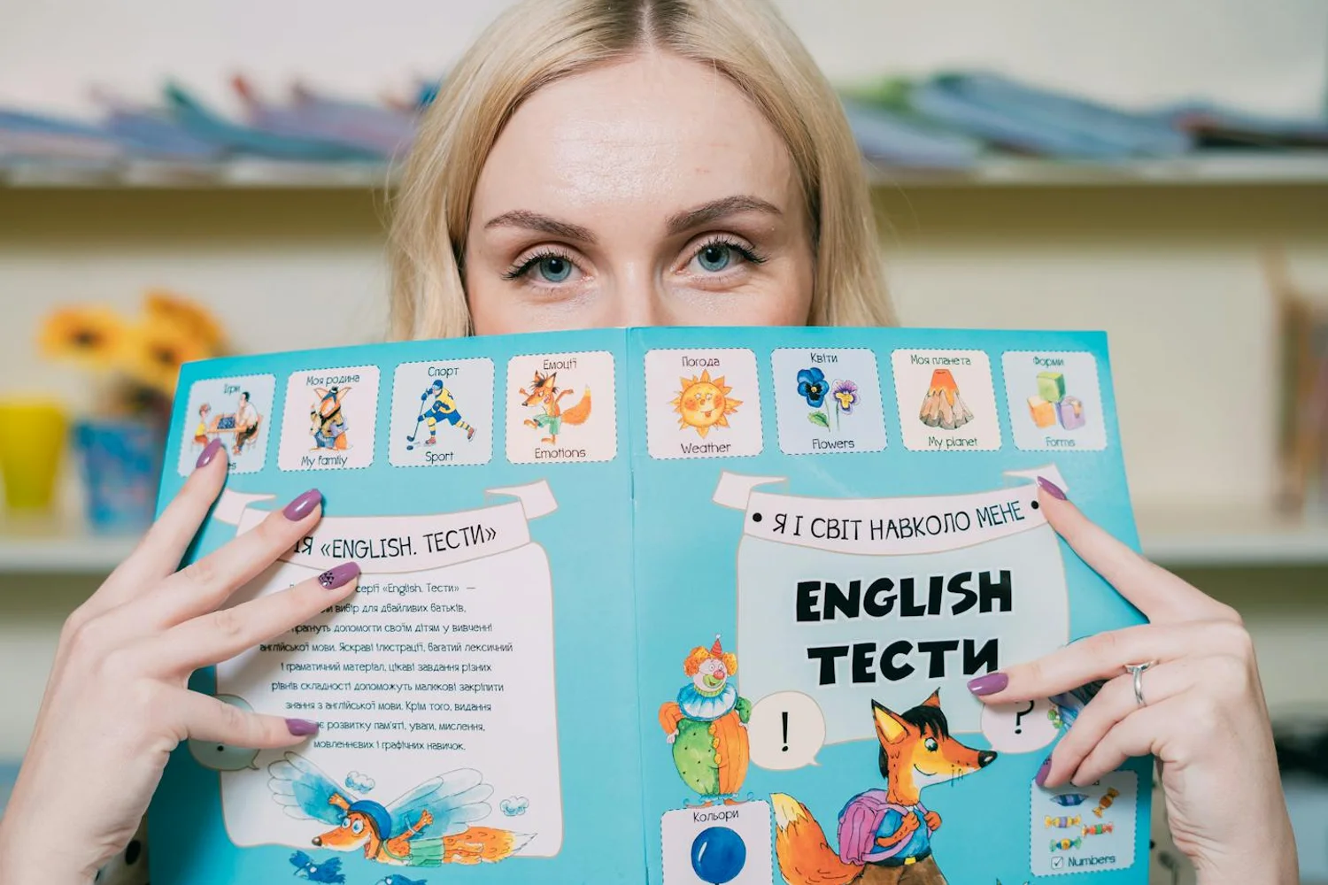 Fono Aprende Colombia · bilingual child education professional