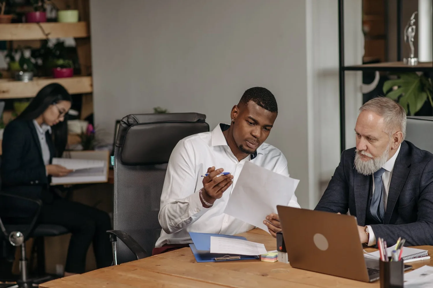 Fono Aprende Colombia · financial management professional office